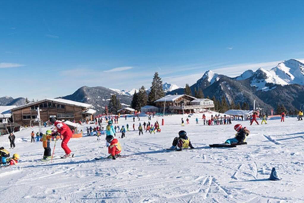Le Relai S31 - Grand Et Lumineux Studio Avec Coin Montagne 4-6 Pers, Tout Equipe, Avec Wifi, A 30M Des Pistes Avec Un Grand Balcon, Draps Non Compris Saint-Jean-dʼAulps Екстериор снимка